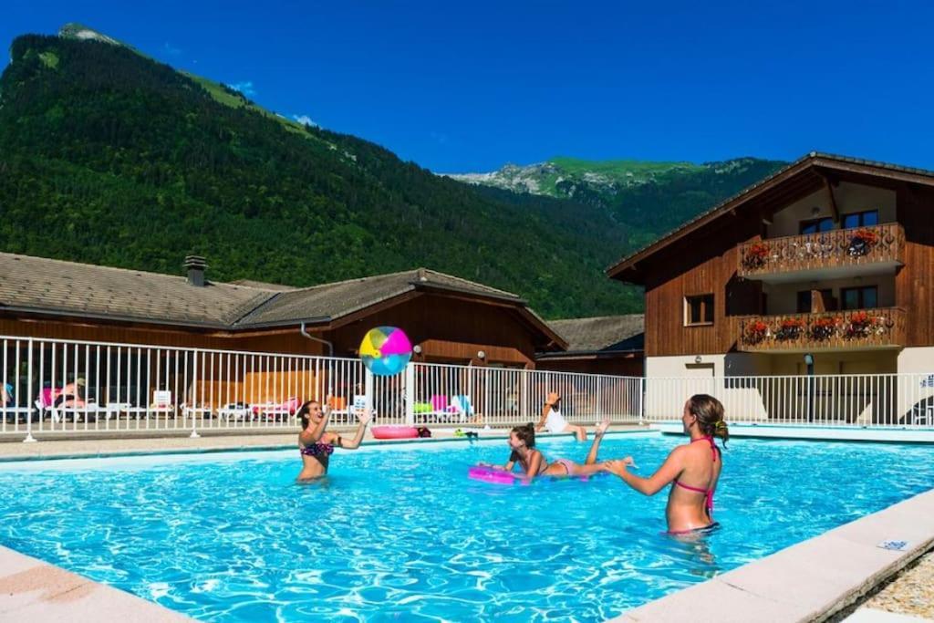 Appartement Rez-De-Chaussee, Cosy T3 4 A 6 Pers Avec Piscines Interieure & Exterieure A Samoens En Haute-Savoie Экстерьер фото